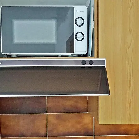 Apartament Charmantes, Gemuetliches Studio, Im Zentrum - C2